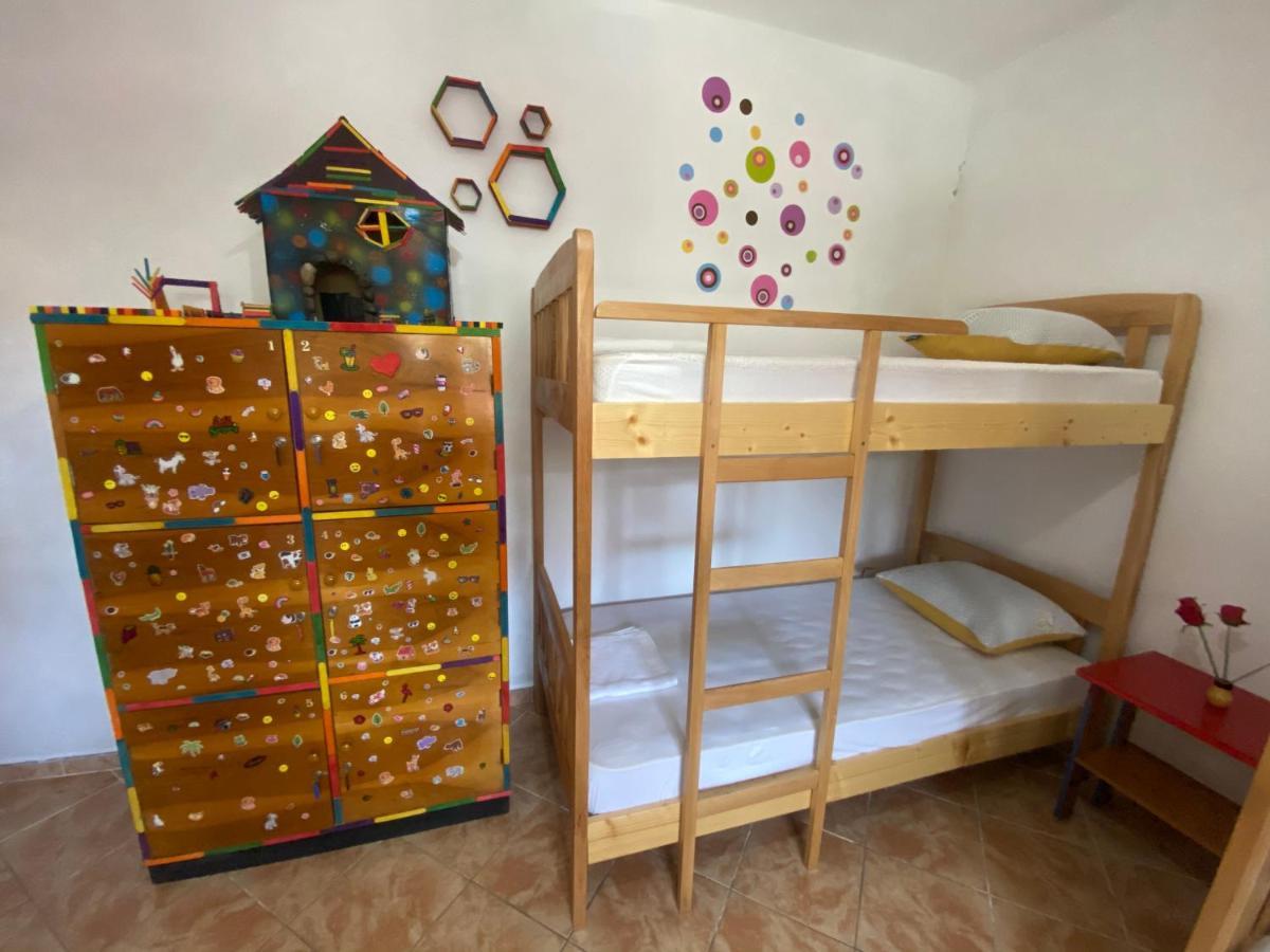 The Hood - Shkodra Backpackers Hostel Exteriér fotografie