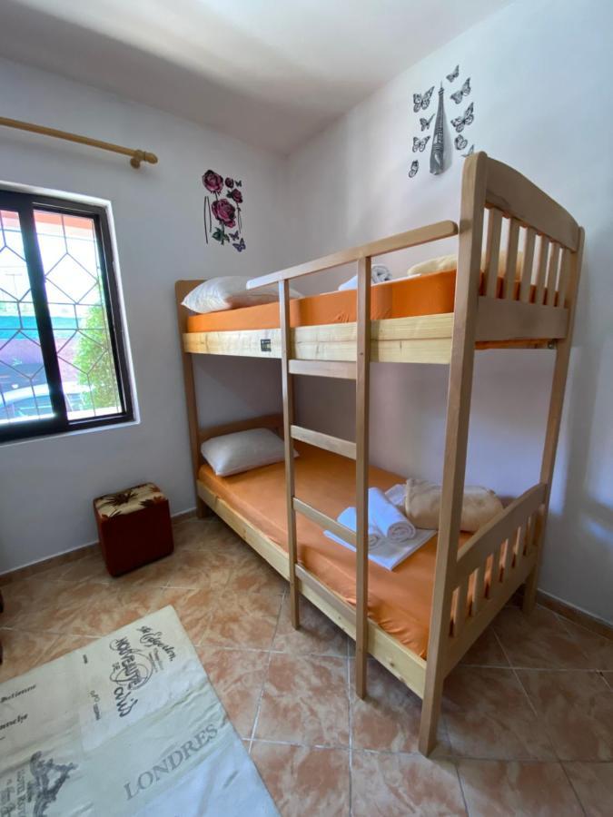 The Hood - Shkodra Backpackers Hostel Exteriér fotografie
