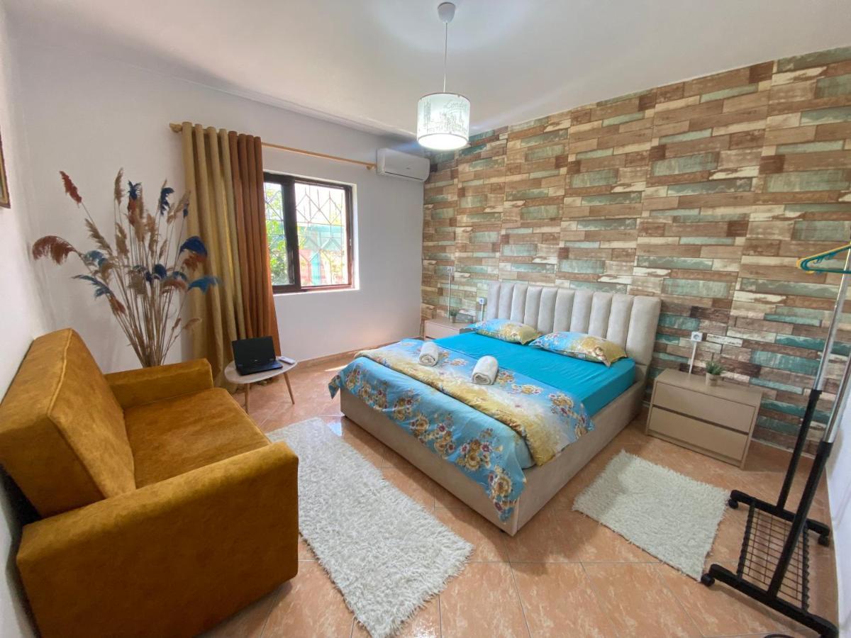 The Hood - Shkodra Backpackers Hostel Exteriér fotografie