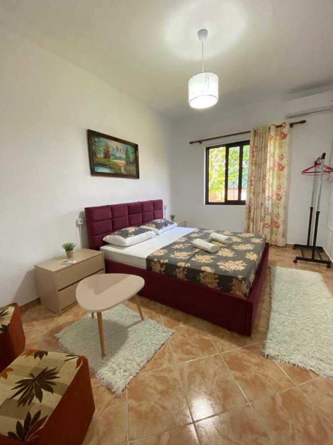 The Hood - Shkodra Backpackers Hostel Exteriér fotografie